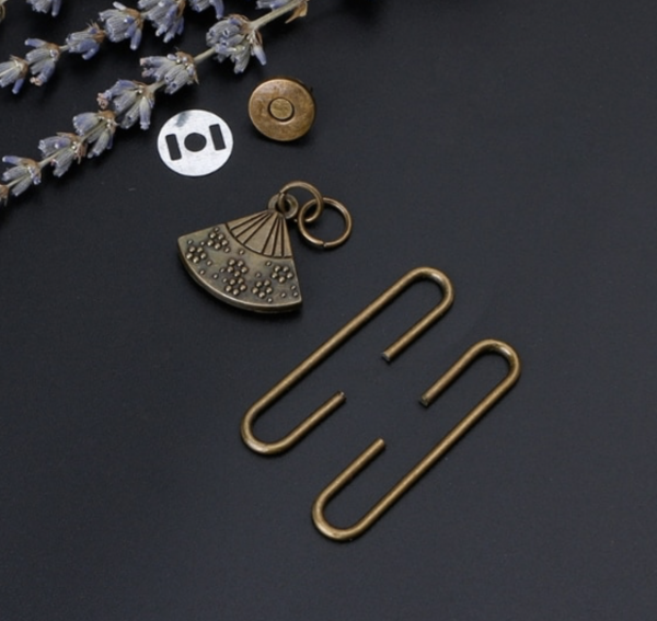 Boquilla bronce japonesa cierre vertical mide 4,8 cm