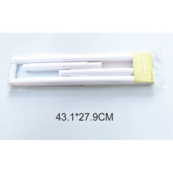 Bastidor de plástico rectangular mide 43,1 x 27,9 cm