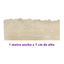 Broderie color crema, mide 7 cm ancho x 1 metro