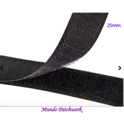 Velcro con adhesivo de 25mm ancho x 1 metro, color negro