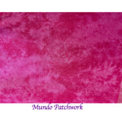 100% algodón, marmoleado fucsia, mide 1.10 mt. ancho x 30 cm