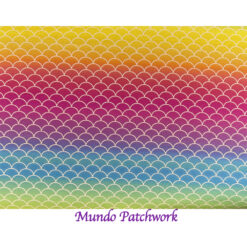 100% algodón, diseño escamas arcoiris