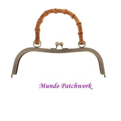 Manilla metálica para bolso, mango bamboo, ancho 27cm x 20 cm largo