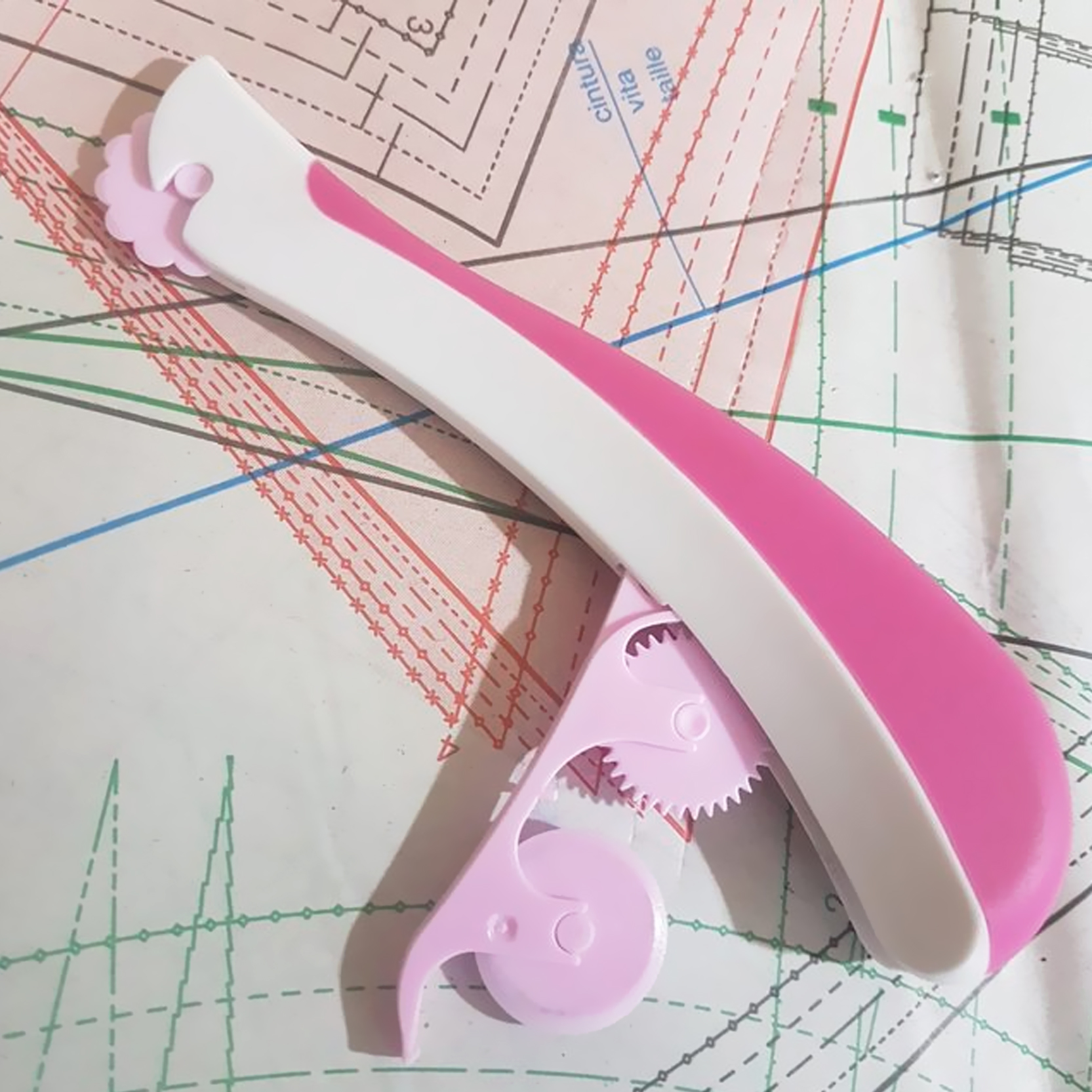 Rueda trazado 3 en 1 marca Sew Mate - Imagen 3